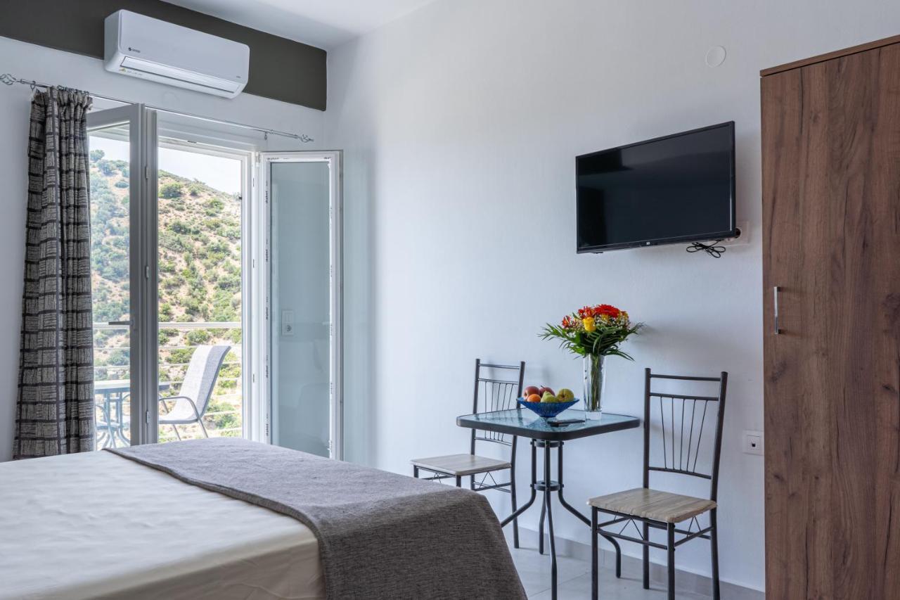Christos Seaview Studios Agia Galini  Exterior photo